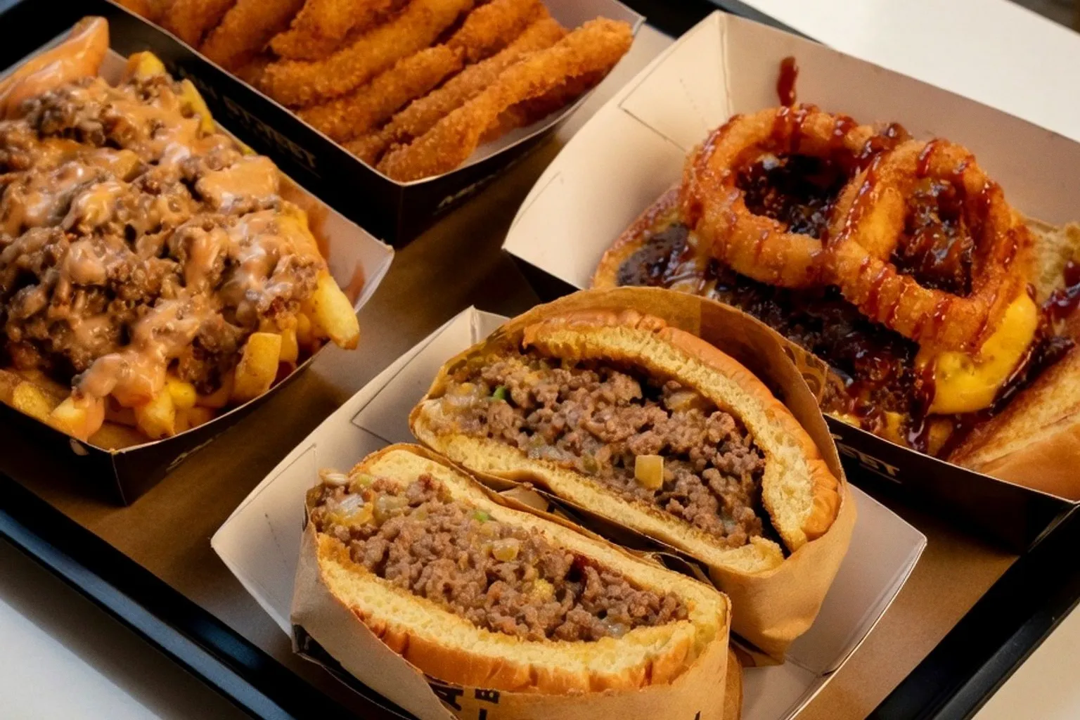 Expansion des food trucks : décryptage des tendances burger à Riyad et en Europe