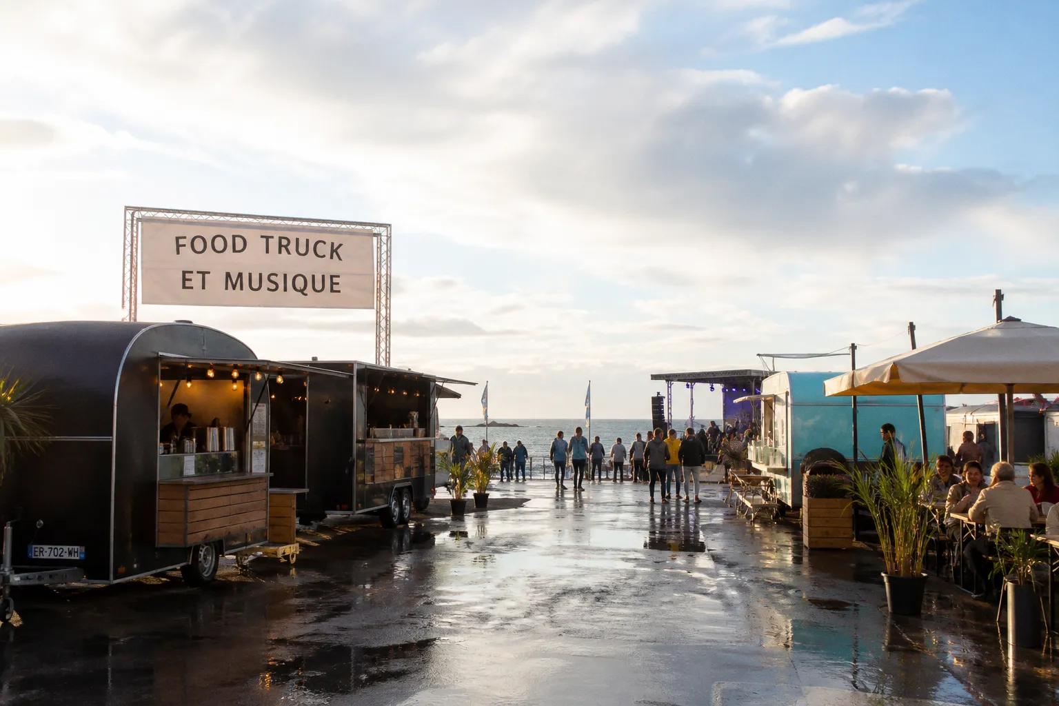 Food trucks et festivals : choisir entre flux littoral et modèle rural