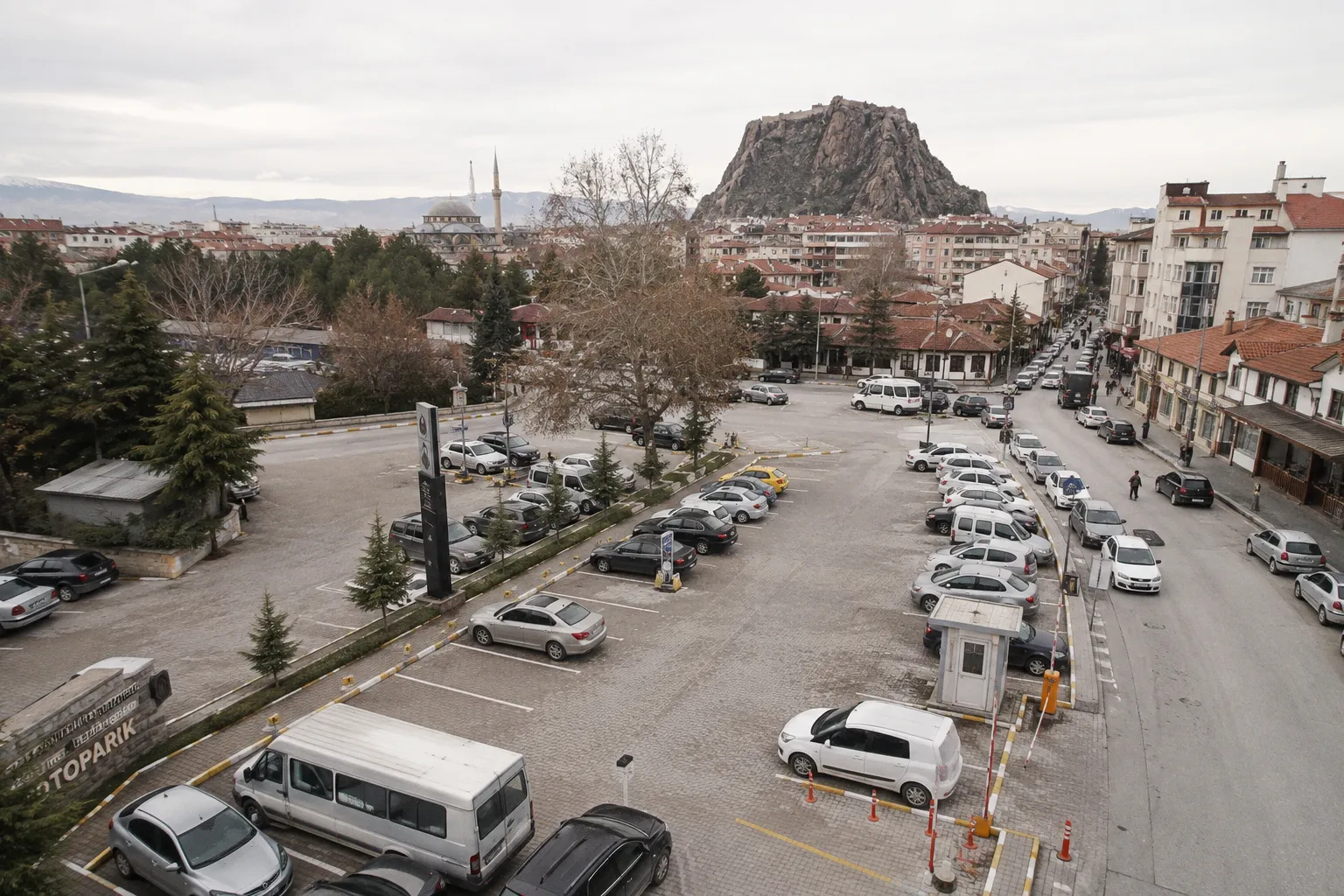 Location de voiture à Afyonkarahisar (Turquie) : guide pratique