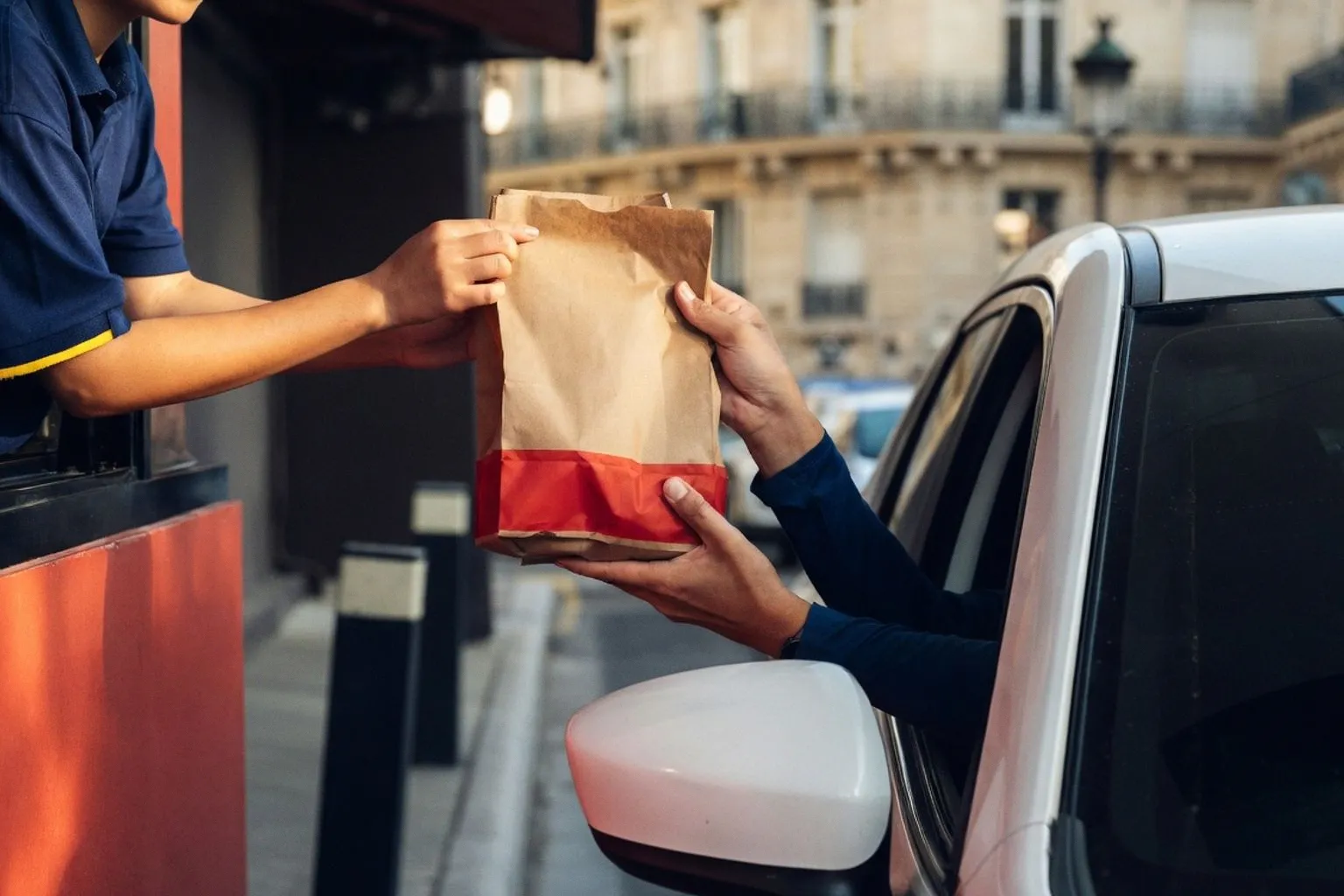 Stratégies de food truck : s'inspirer des lancements fast-food pour booster vos ventes